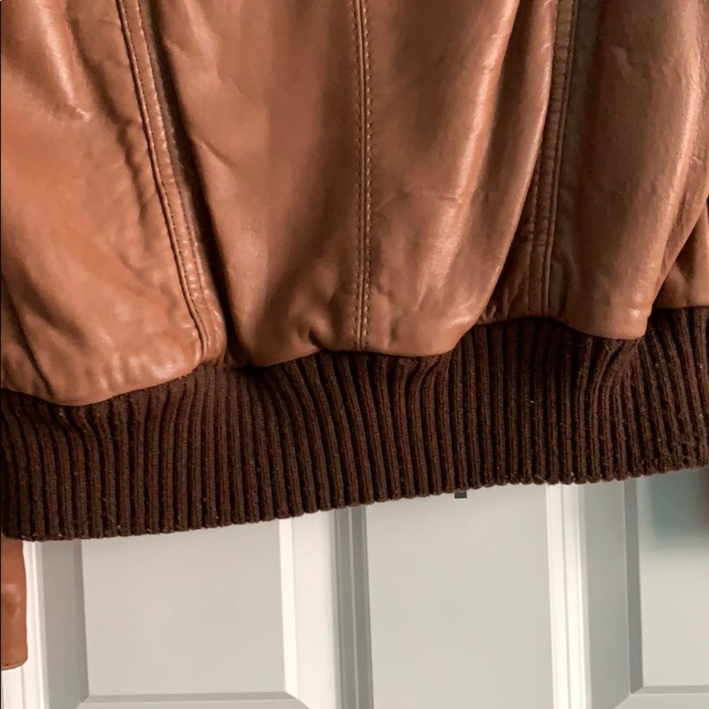 Leather jacket - Picture 9 of 10